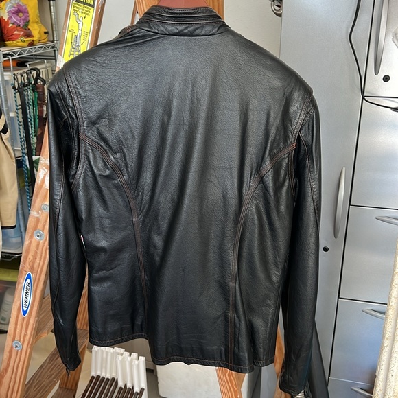 Harley Davidson Leather Jacket - Picture 5 of 5